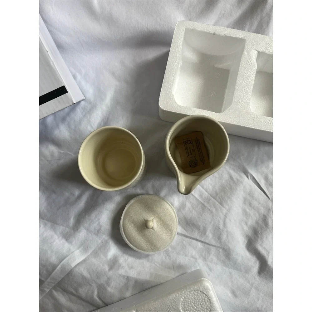 Citrine Everyday Creamer‎ Sugar Set Unisex Cream New Ribbed Ceramic Magenta